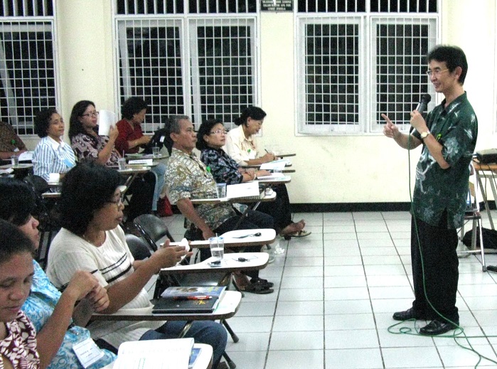 4 Mengajar di KEP Paroki Cijantung - Jakarta PAKAI_3